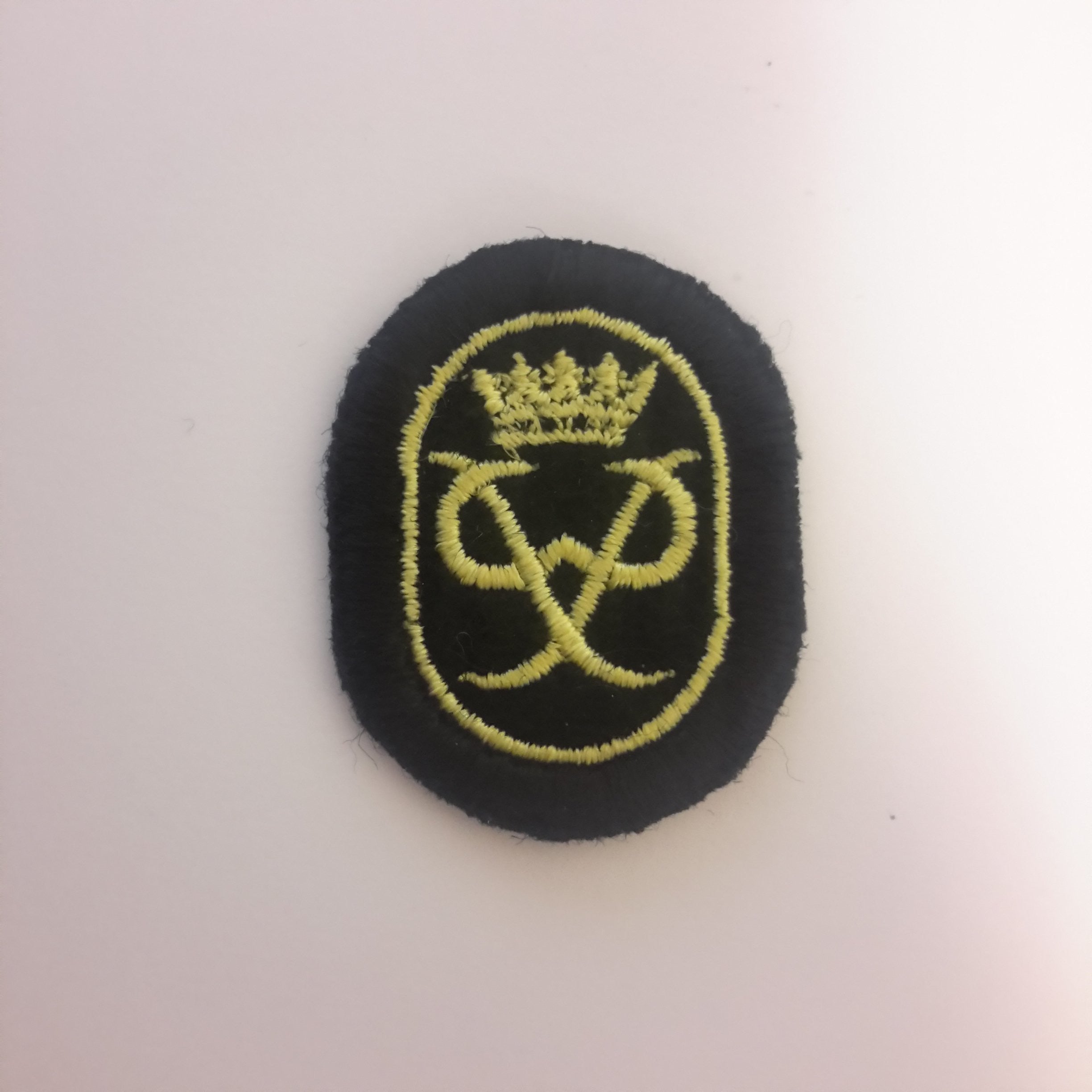 The New Style Duke of Edinburgh Award Badges-Cadet Force Badges-Cadet Kit Shop-Gold-Cadet Kit Shop