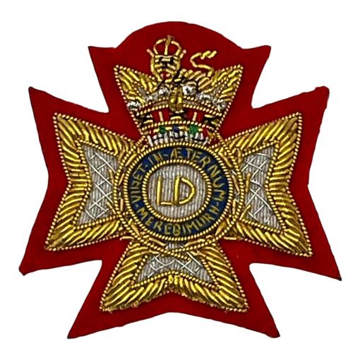 Picture of The Light Dragoons Beret Badge - Officers - B/W - Tudor Crown