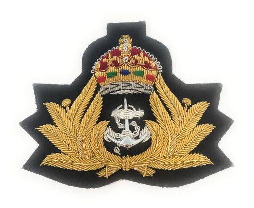 Picture of Cap Badge - Royal Navy Officers - Navy Felt Backing - Tudor Crown